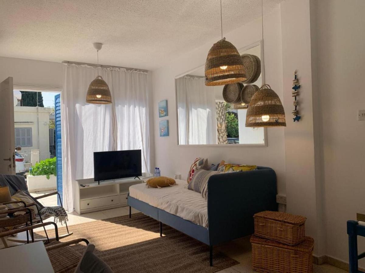 Romy'S Cozy One Bedroom Apt Larnaca Buitenkant foto